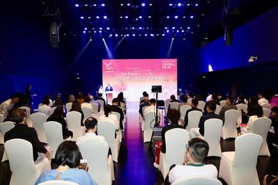 2025深圳文博會(huì)藝術(shù)季盛大啟幕 “芭蕾航母”莫斯科大劇院芭蕾舞團(tuán)華麗開場(chǎng)